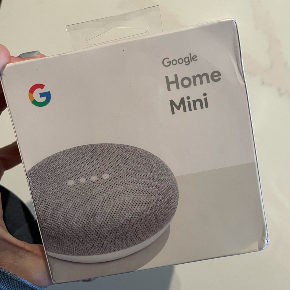 Google Home Mini
